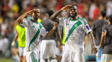 اضبط الآن تردد القناة الناقلة لمباراة الأهلي ونيوم في الجولة الأولى من الدوري السعودي