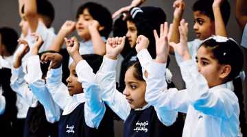 افتتاح العام الدراسي الجديد.. مدارس الدولة تستقبل الطلبة بترحيب خاص