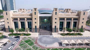 الإمارات تعزز مكافحة الجريمة المنظمة بتسليم مطلوبين دوليين إلى فرنسا وبلجيكا