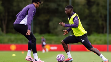 تحديد موعد مباراة مانشستر يونايتد وفولهام في الجولة الثانية من البريميرليج 2025