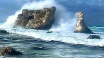 تحذيرات من اضطراب الملاحة البحرية غداً بسبب ارتفاع الموج.. تعرف على المناطق المتأثرة