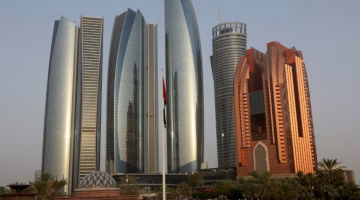 جامعة العين تطلق أول كلية طب أسنان في أبوظبي مع بداية 2025