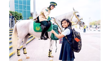 شرطة دبي تزور المدارس لتعزيز الشراكة المجتمعية والتوعية في 2025