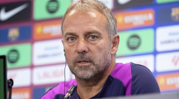 فليك يعلن موقفه النهائي من رحيل كاسادو وفيرمين