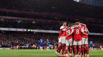 موعد مباراة آرسنال وليدز اليوم والقناة الناقلة مع اسم المعلق