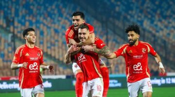 حكام نصف النهائي.. تعرف على طاقم التحكيم لمباراتَي الأهلي وسيراميكا والزمالك وبيراميدز في كأس السوبر