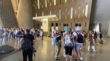 موقف السيارات.. دليلك الشامل للوصول إلى المتحف المصري الكبير ووسائل النقل المتاحة